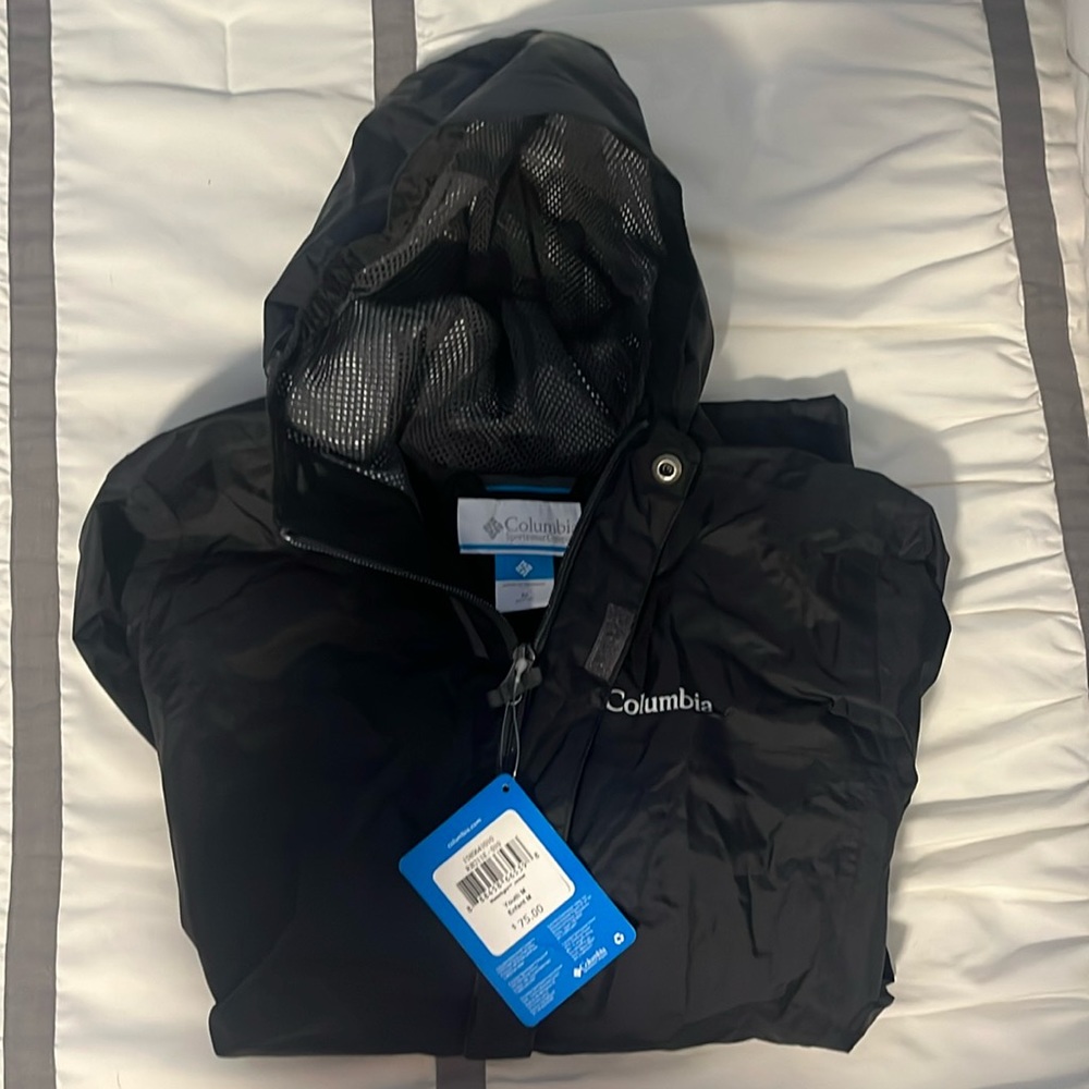 New with tags!!! Youth Columbia Raincoat